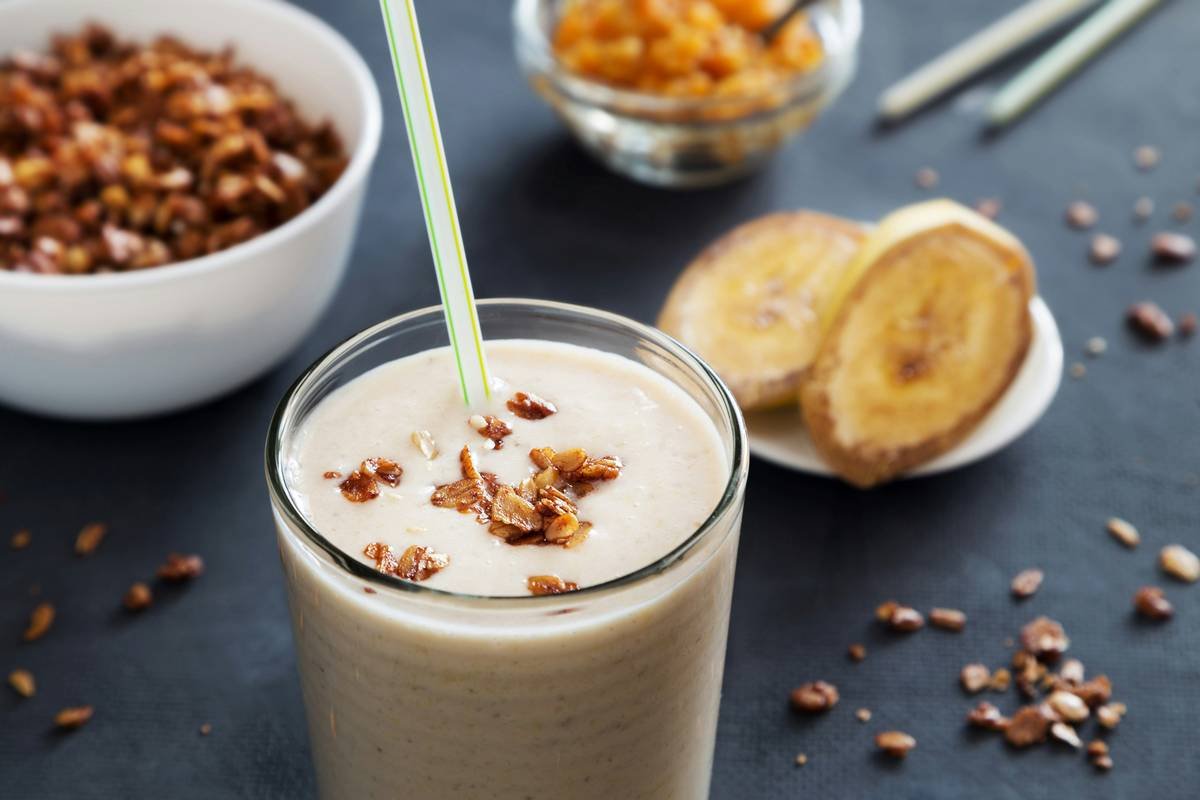 Why Your Skin Glows After an Organic Breakfast Smoothie (And How to Make One That Actually Works)