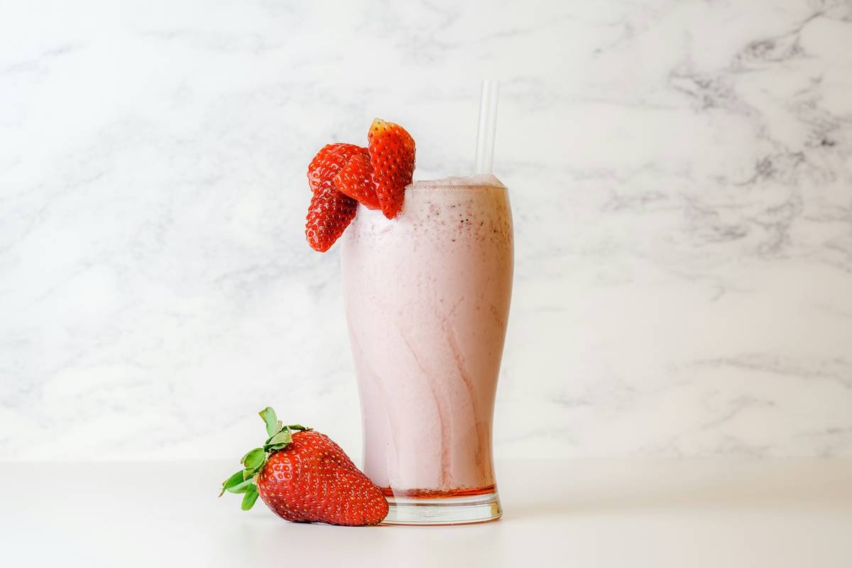 before and after results of using organic berry smoothie supplement for natural skincare