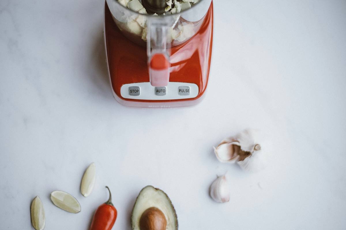 Comparison of natural veggie smoothie booster ingredients showing fermented vs raw greens